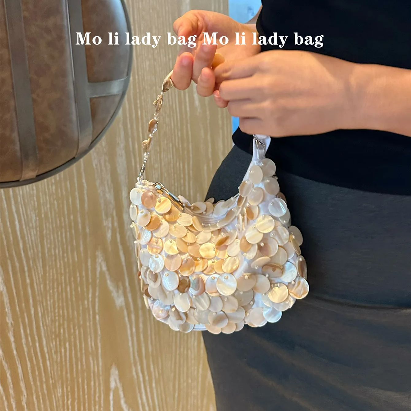 Luxury Sequin Internal Chain S - Interior Design Mockup review and price